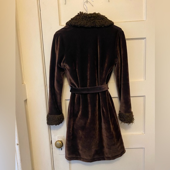 Corduroy Sherpa lined sweater with belt - Picture 2 of 3